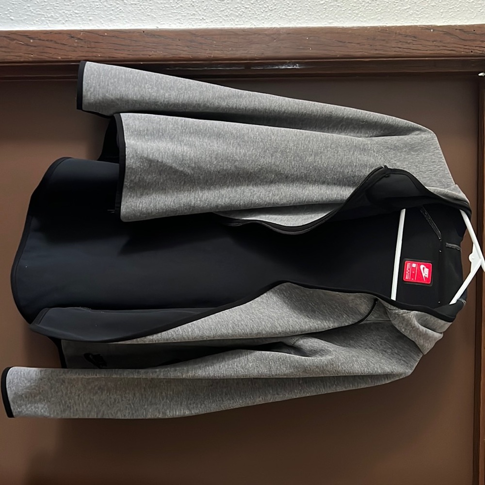 Nike zip up